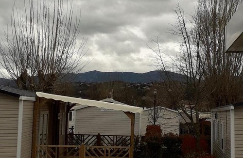 Condrieu Apartment | Mobile-home dans camping 4 étoiles