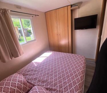 Le Martinet Other | Mobile-home entièrement équipé, rivière en contrebas