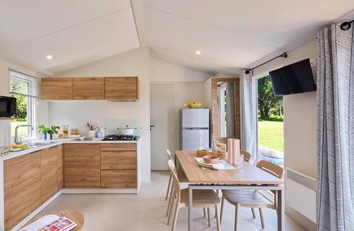 Saint-Gervais House | Mobile Home “Evasion 51” with Shared Pool and Terrace
