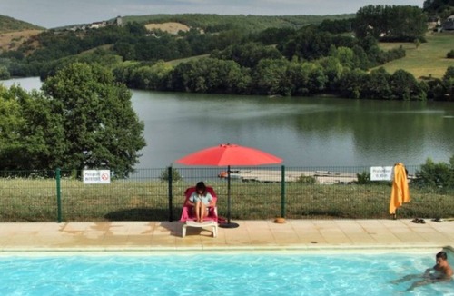 Lissac-sur-Couze House | Mobile home for 6 with terrace