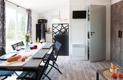 Collias House | Mobile home for 2 in Collias with terrace