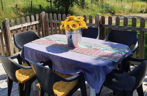 Le Grez House | Mobile home for 4 with terrace at Les Tournesols campground