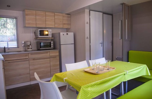 Naucelle House | Mobile home for 6 with Terrace in Naucelle