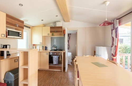 Onzain House | Mobile Home in Loire with Pool