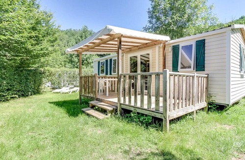 Montels House | Mobile home for 7 with terrace in Bastide-de-Sérou