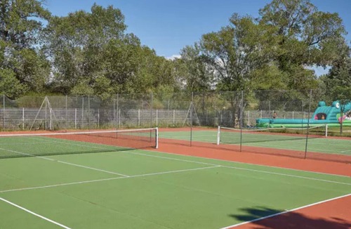 La Roque-d'Antheron House | Mobile Home 6 Personnes Camping 4