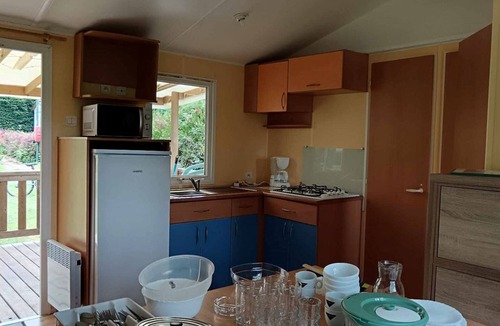 La Tour-dʼAuvergne House | Mobile home with terrace - 6 guests