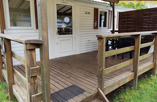 La Tour-dʼAuvergne House | Mobile home with terrace - 4 guests