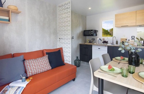 Saint-Jean-de-Monts House | Mobile Home with Terrace in Saint-Jean-de-Monts