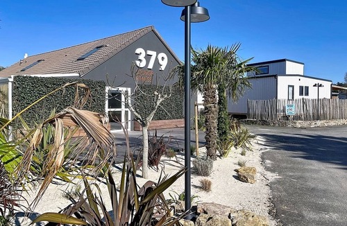 Saint-Pair-sur-Mer House | Mobile home, parking - 4 guests