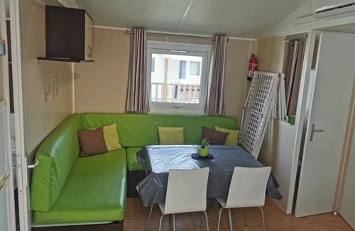Vic-la-Gardiole House | Mobile home in a 4* campsite near the sea