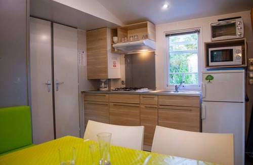 Naucelle House | Mobile home in Naucelle with terrace