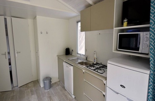 Meolans-Revel House | Mobile home, pets allowed - 2 guests