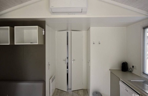Meolans-Revel House | Mobile home, pets allowed - 2 guests