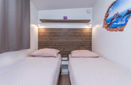 Biograd na Moru Resort | Mobile Home SIMBA