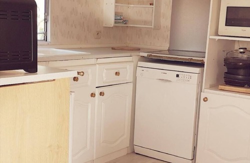 Anneville-sur-Scie Apartment | Mobile home with private top-of-the-range Jacuzzi