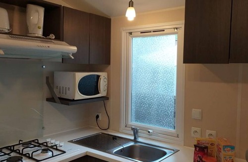 Saint Maime House | Mobile home with terrace - 2 bedrooms