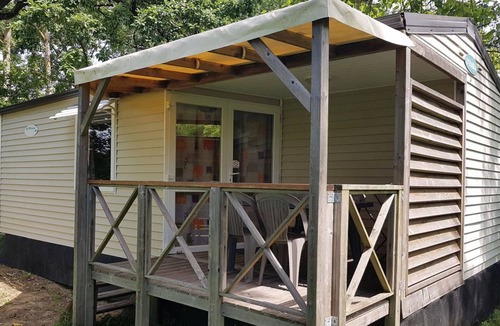 Moncrabeau House | Mobile Home with Terrace for 4 People