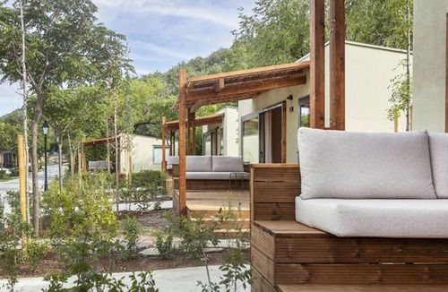Sarratillo House | Mobile Home with Terrace in the Pyrenees, 2 Bedrooms, Equipped Kitchen