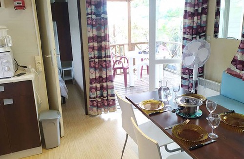 Laurens House | Mobile home with terrace for 6 people, 2 bedrooms