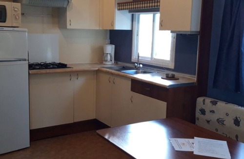 Sournia House | Mobile Home with Terrace for 4 People