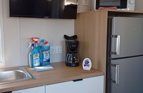 Massillargues-Attuech House | Mobile Home with Terrace in Anduze