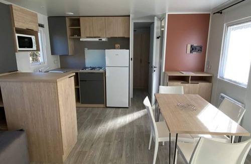 Guegon House | Mobile home with terrace in Guégon