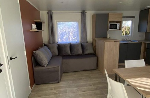 Guegon House | Mobile home with terrace in Guégon