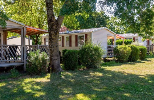 Luynes House | Mobile home with terrace in Luynes