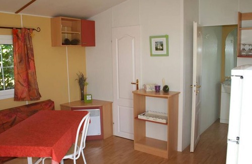 Ribes House | Mobile Home with Terrace for 4 in Ribes