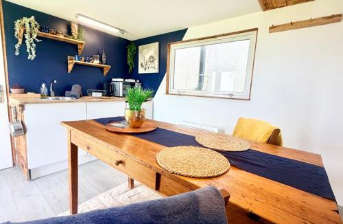 Fiennes Hotel | Mobile homes - Grand Air Farm
