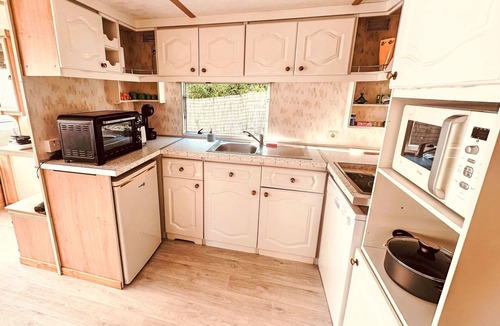 Anneville-sur-Scie Apartment | Mobilheim mit privatem Premium-Jacuzzi by Interhome