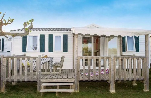 Ivry-la-Bataille House | Mobilheim - Raised Terrace