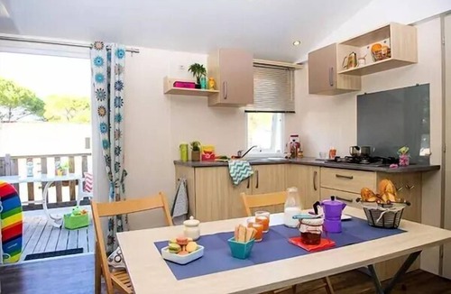 Ivry-la-Bataille House | Mobilheim - Raised Terrace