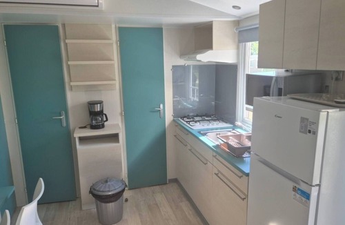 Chateauneuf-de-Galaure House | Mobilhome - Camping 4* - Châteauneuf-de-Galaure