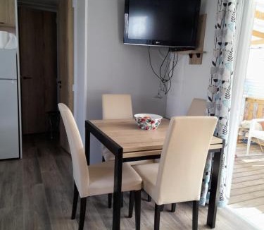 Gastes Other | Mobilhome 422 3ch/1 sdb camping 4* La Réserve SIBLU Gastes