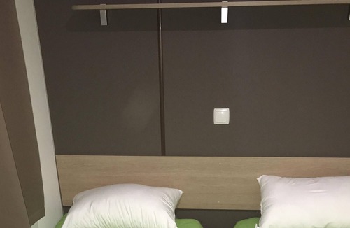Gastes House | MOBILHOME CLIM - 8 P - CAMPSITE **** GREAT COMFORT - PRIVATE BEACH