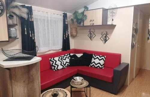 Vic-la-Gardiole Other | MOBILHOME COSY SPACIEUX 42m2, CLIMATISE, TV & LL, 3 chambres