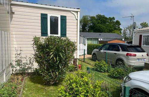 Blonville-sur-Mer House | Mobilhome familial dans village de vacances - FR-1-712-60