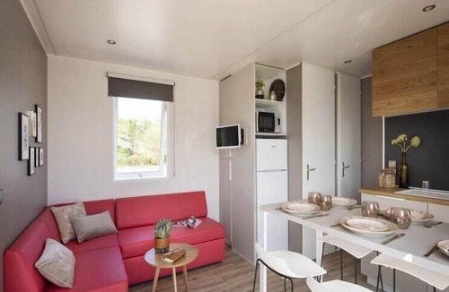 Bessan House | Mobilhome in Bessan with terrace