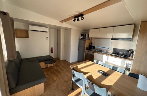 Houlgate House | Mobilhome Premium 3 bedrooms 6 persons Camping 5* proche parc aquatique