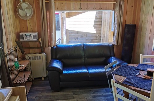 Viscomtat Ski Chalet | MobiLodge near Thiers - 4 people in Viscomtat, Auvergne
