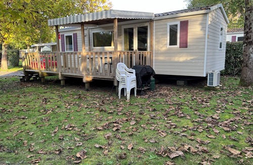 Gastes House | Mobilum 100 m from the lake, pets welcome.