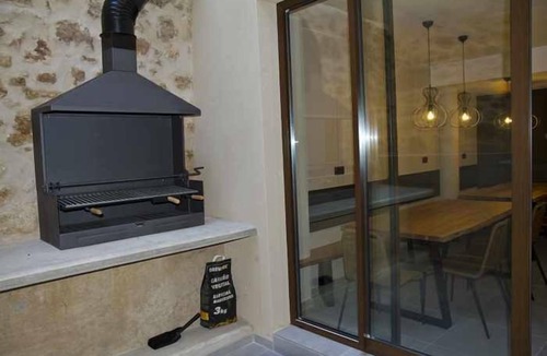 Beceite Apartment | Mocho-rural-home-villanueva B