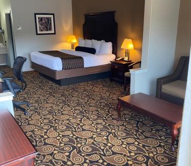 Mexia Hotel | Mockingbird Inn & Suites