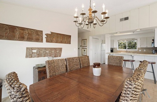 Four Mile Village House | Mockingbird Lane - Secluded Cottage with Ocean Views