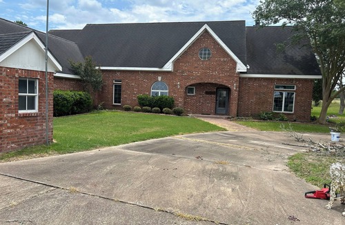 Yoakum House | Mockingbird Landing II. Spacious 4000+sq ft home on 50 acres.