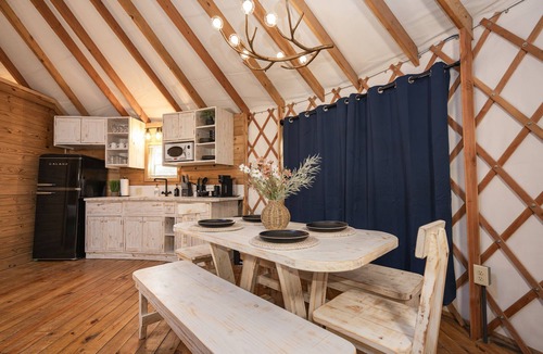 Bandera Cabin | Mockingbird Yurt/Cold A/C! Hot Tub/Medina River Access/River Yurt Village