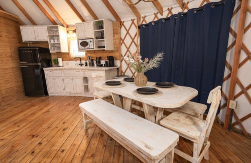Bandera Cabin | Mockingbird Yurt/Cold A/C! Hot Tub/Medina River Access/River Yurt Village
