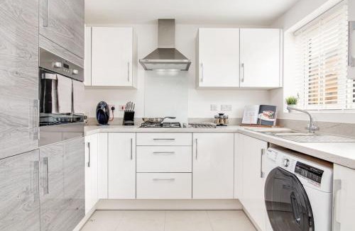 Castle Bromwich House | Moda Stays - Mull Croft House